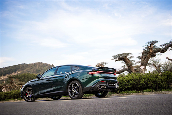 B级运动轿车新标杆来了，MG7 2025款智能登场，限时一口价11.29万元起